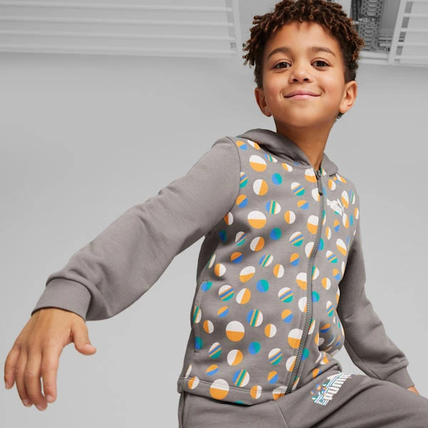 ESS+ Zomerkamp Hoodie voor Kleine Avonturiers! Puma Vibes, Zippen en Spelen in Stijl.